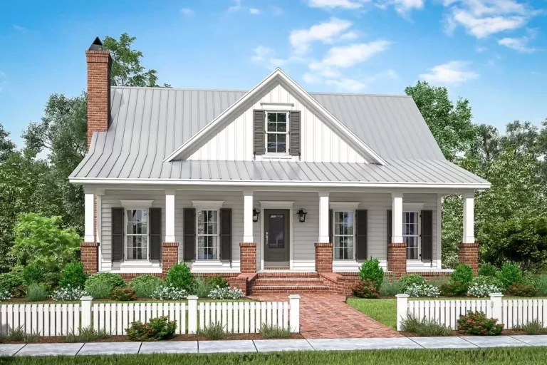 Dual-Story 4-Bedroom Southern Country House with Flex Room Tucked Into Gable (Floor Plan)