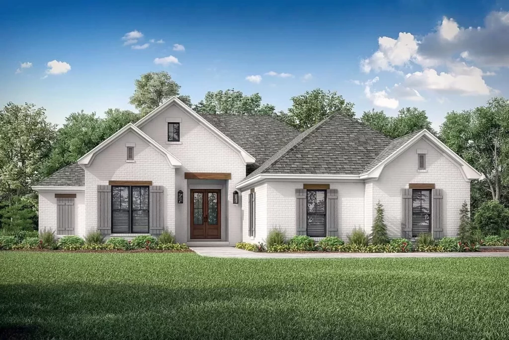 Southern-Style 3-Bedroom 1-Story House With Split Beds (Floor Plan)