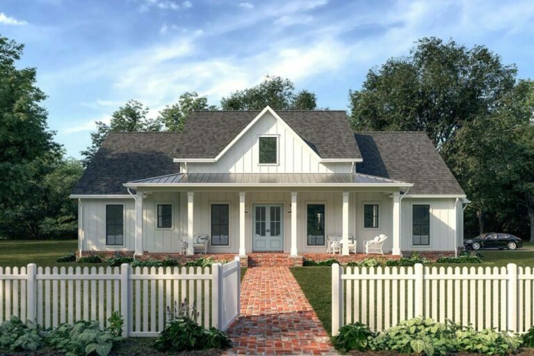 2-Story 4-Bedroom Farmhouse with Vaulted Living Room (Floor Plan)