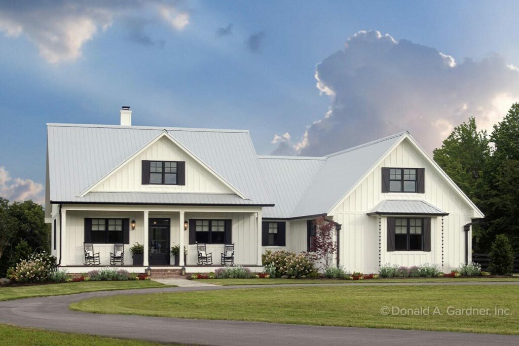 1-Story 3-Bedroom Modern Farmhouse with Screened Porch and Split-bed Layout (Floor Plan)